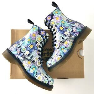 NIB Dr Martens Paint Slick 1460 Pascal Floral Slime Boots Women’s 6 Shoes